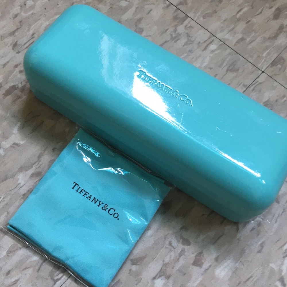 Tiffany sunglass Holder